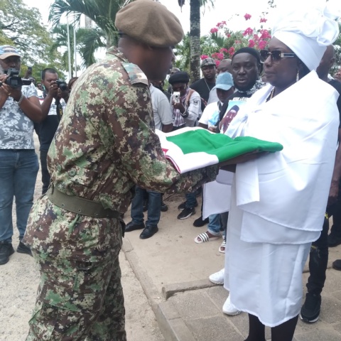 Uitvaartplechtigheid van Dennis ‘Dagga’ Tendari